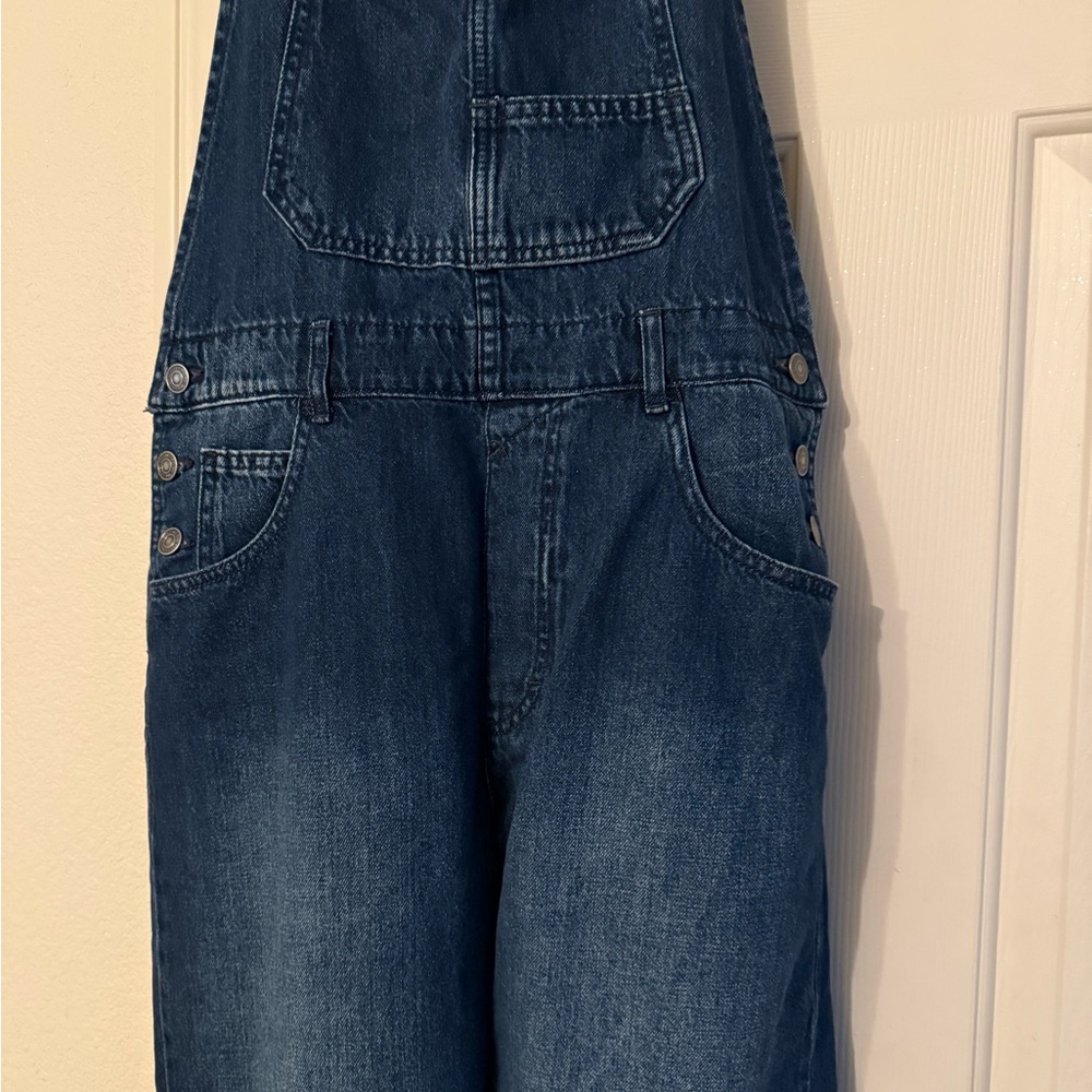 Free People NEW Ziggy Square Neck Sleeveless Denim Cuffed Overalls - Picture 6 of 7